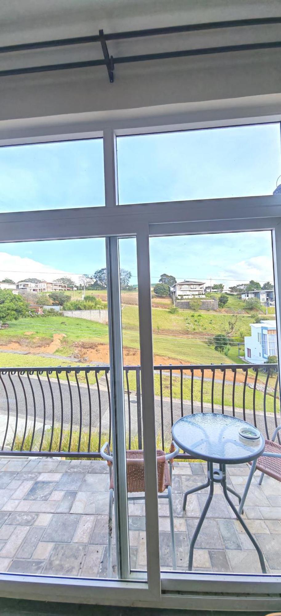 Private Rooms In A House By San Jose Airport And On The Way To Poas Volcano Alajuela ภายนอก รูปภาพ